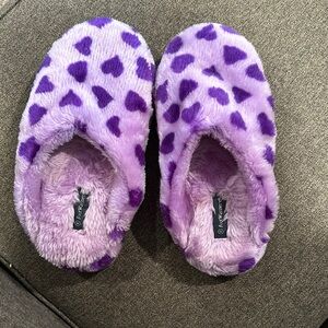 Cozy Purple Heart Slippers!